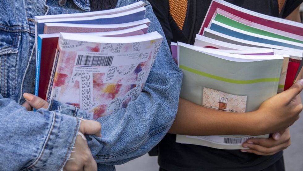 Το «πολλαπλό βιβλίο» σε πάει... φροντιστήριο